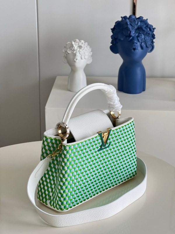 l0*is V*t0n capucines mm