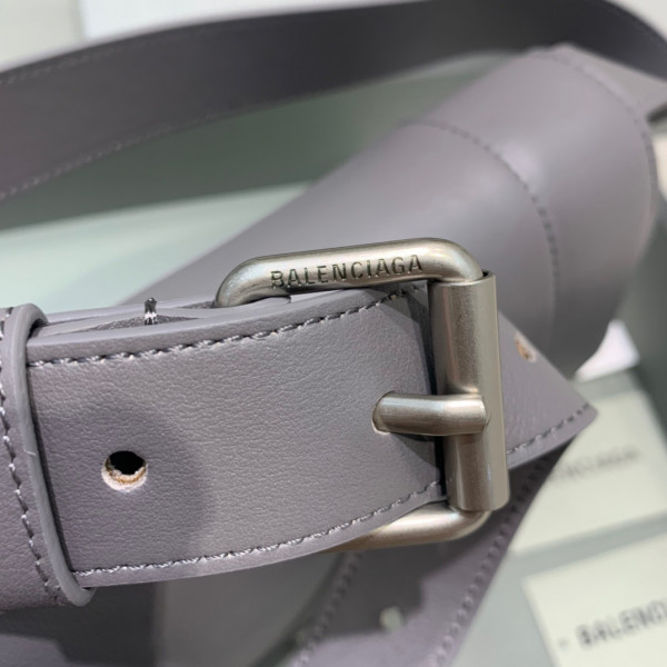 Ba*len*cia*ga downtown medium shoulder bag