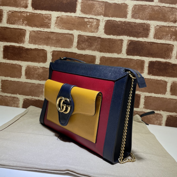 G*u*i small shoulder bag with double g