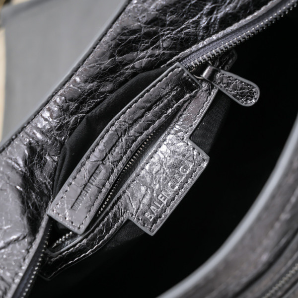 Ba*len*cia*ga neo cagole xs handbag