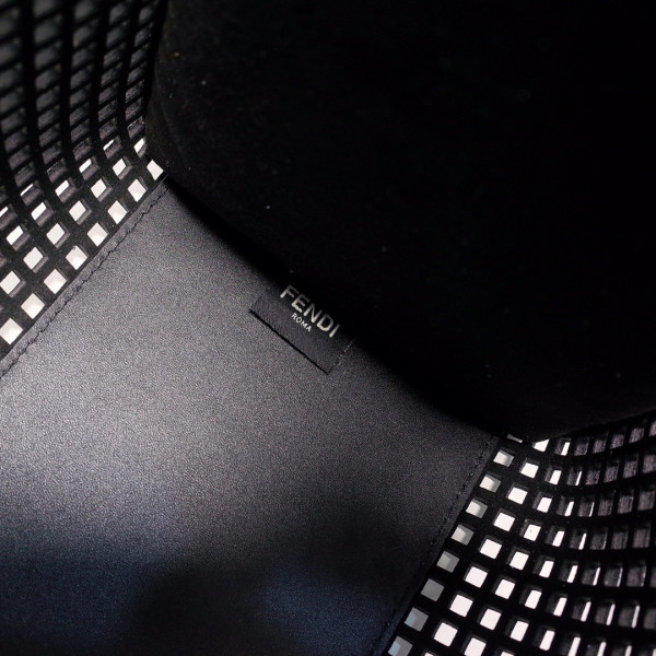 F**di sunshine medium-35*17*31cm