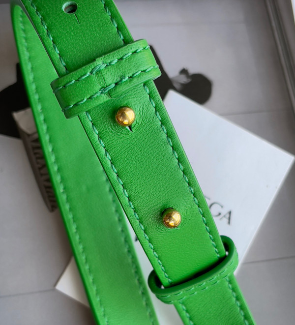 bo*te*ga Ve*ne*ta candy mini cassette-12*8*4cm