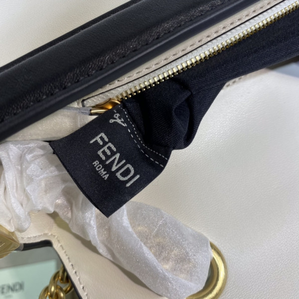 F**di baguette chain