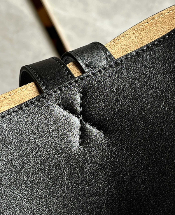 Lowee XL Puzzle Fold Tote in shiny calfskin -  42*41*18cm