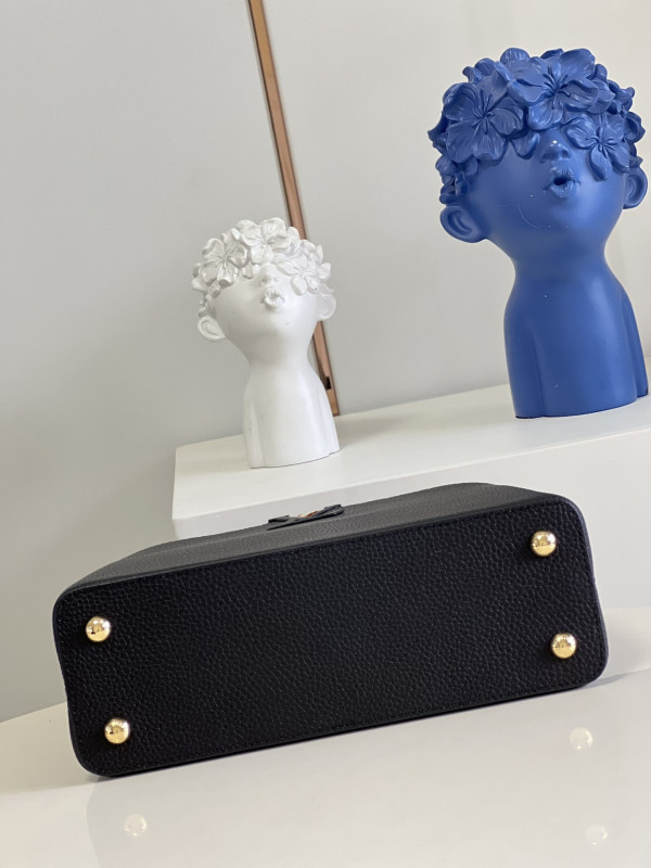 l0*is V*t0n capucines mm