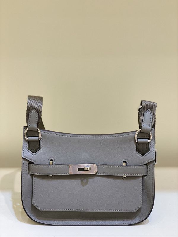 H**mes jypsiere mini bag in swift leather gris meyer