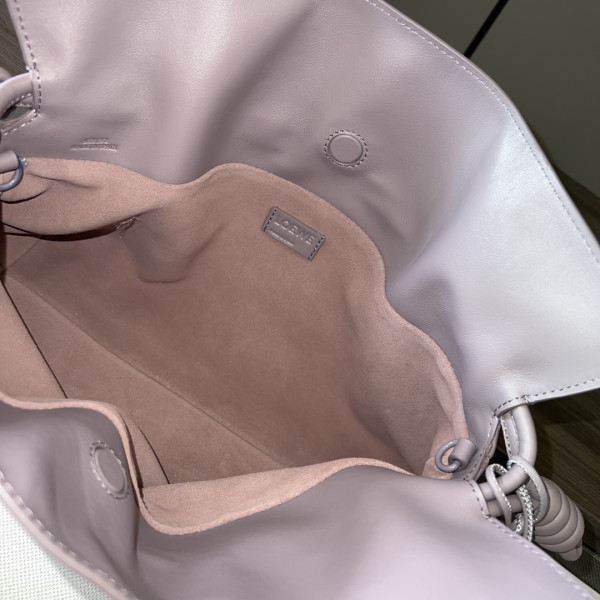 Lowee Flamenco clutch- 24.5*30*10.5cm