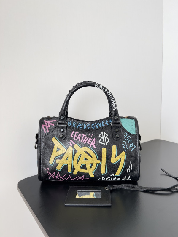 Balenciag Graffiti Classic City-23*9*16cm