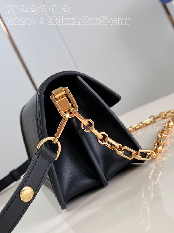 l0*is V*t0n dauphine east west-21*12*5cm