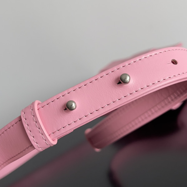 bo*te*ga Ve*ne*ta candy mini cassette-12*8*4cm