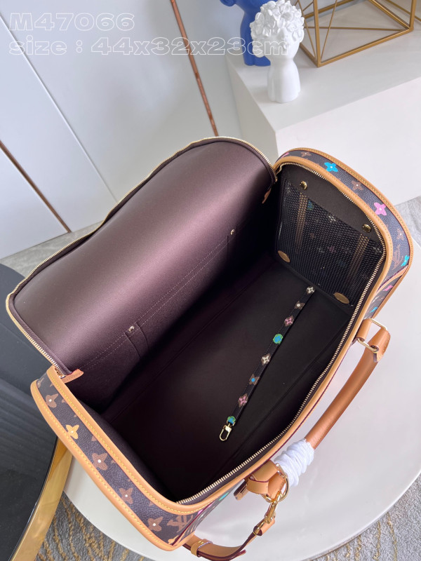 l0*is V*t0n dog bag-44*32*23cm