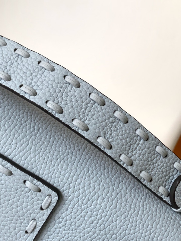 F**di baguette-20*5*13cm