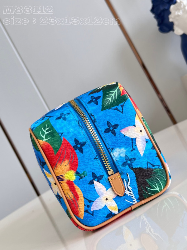 l0*is V*t0n locker dopp kit bag-23*13*12cm