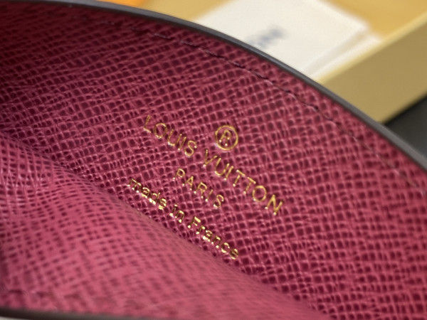 l0*is V*t0n card holder-11*7*0.5cm