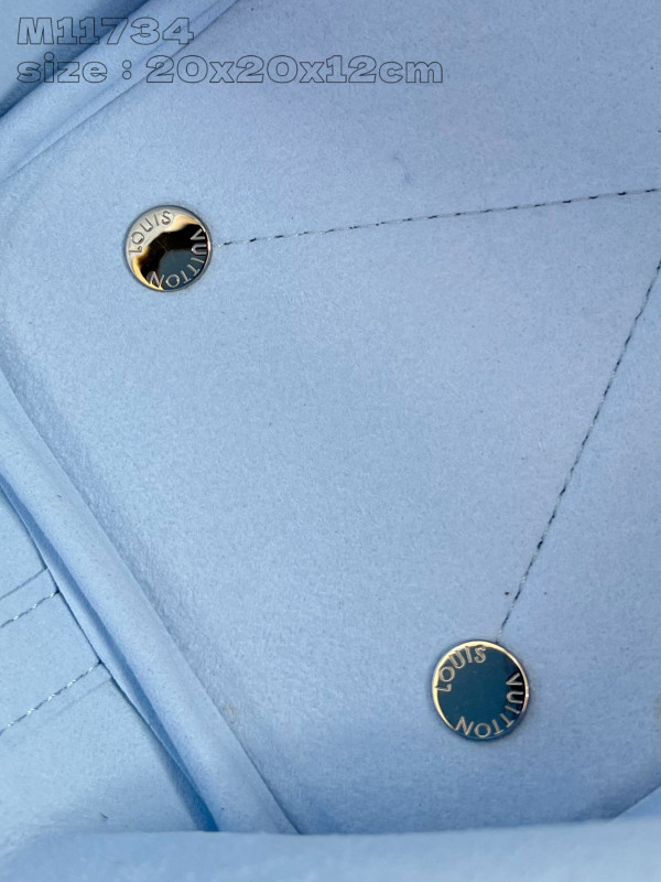 l0*is V*t0n blossom pm