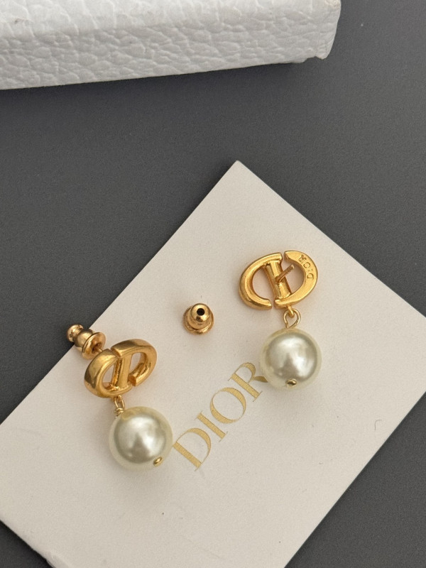 DIRO EARRINGS