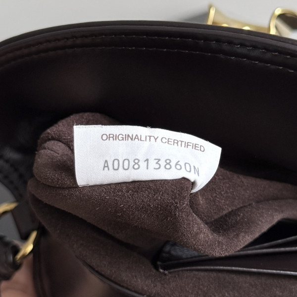 bo*te*ga Ve*ne*ta baby liberta - 24*15.5*5cm