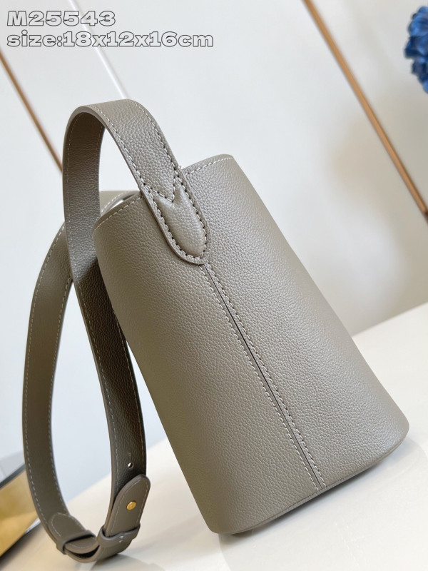 l0*is V*t0n low key all in bb