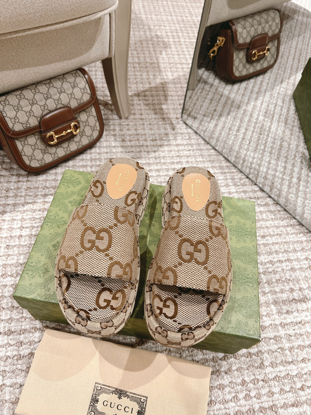 G*u*i women's platform slide sandal