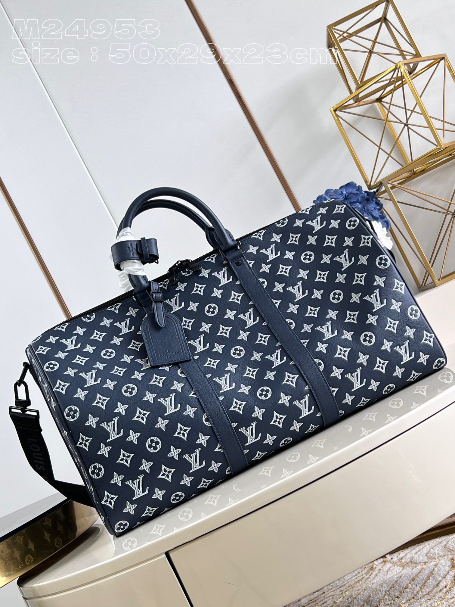 l0*is V*t0n keepall bandouliÈre 50