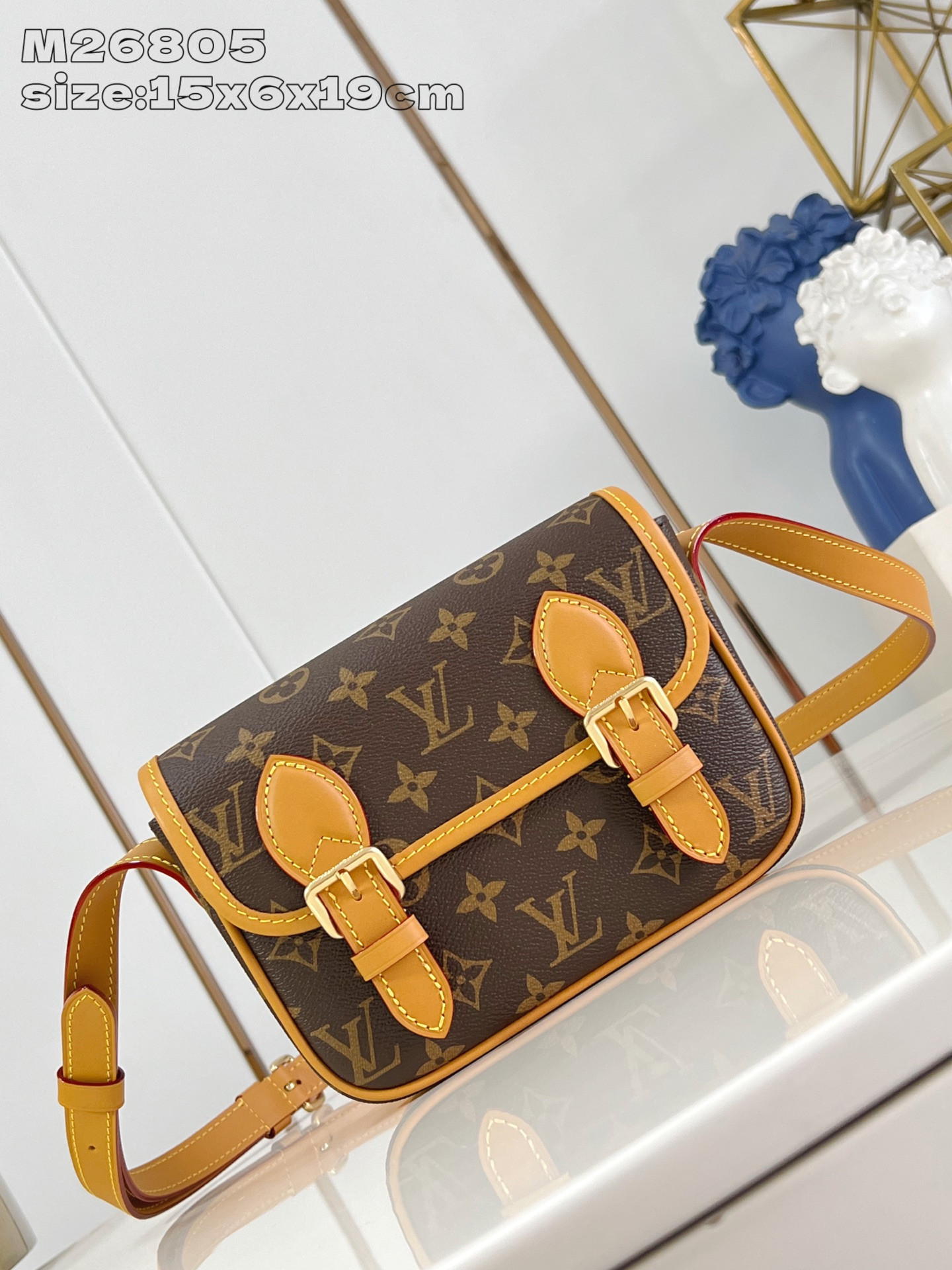 l0*is V*t0n satchel wearable wallet - 15*6*19.5cm